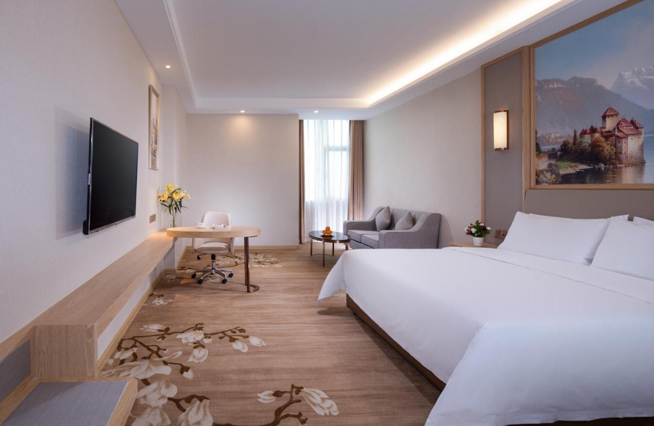 Vienna International Hotel Lianjiang (Guangdong) Exterior foto