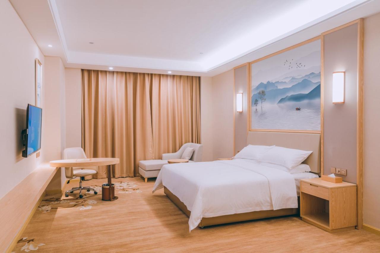 Vienna International Hotel Lianjiang (Guangdong) Exterior foto